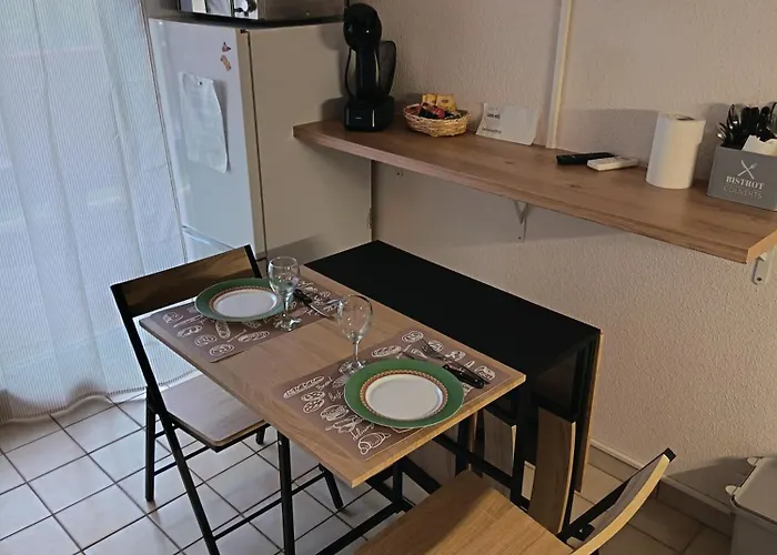 Quatre Couchages Classé 2 étoiles Appartement *
